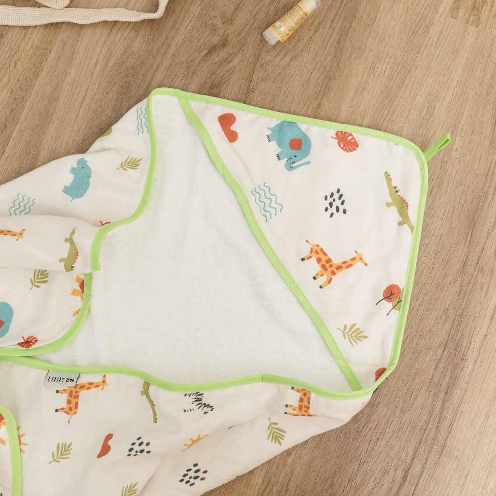 ORGANIC BAMBOO HOODED TOWEL – SAFARI | Hello Little Boo